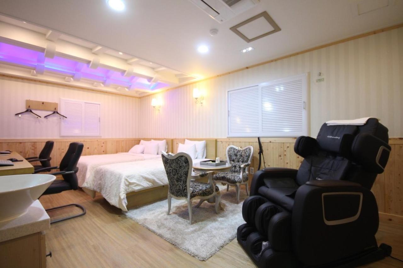 Yeosu Mj Motel Dış mekan fotoğraf