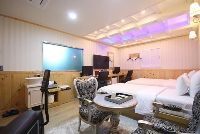 Yeosu Mj Motel Dış mekan fotoğraf
