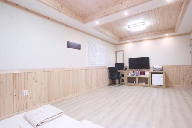 Yeosu Mj Motel Dış mekan fotoğraf