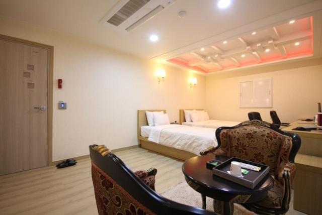 Yeosu Mj Motel Dış mekan fotoğraf