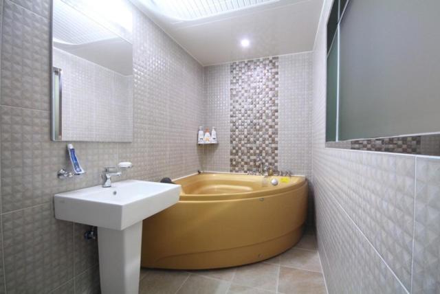 Yeosu Mj Motel Dış mekan fotoğraf