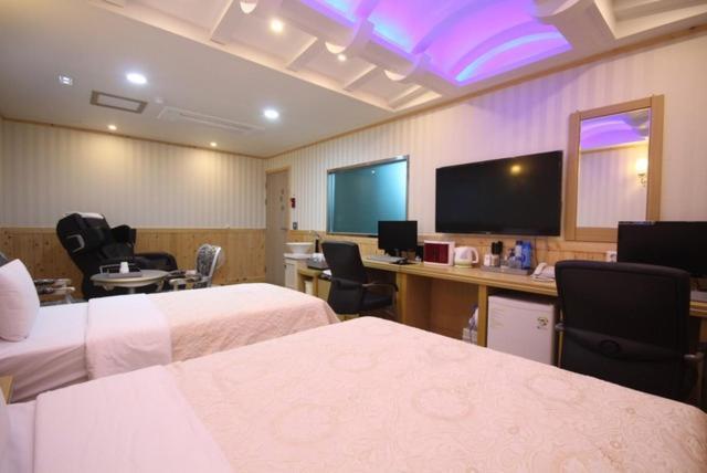 Yeosu Mj Motel Dış mekan fotoğraf